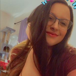 Meet your Posher, Coral